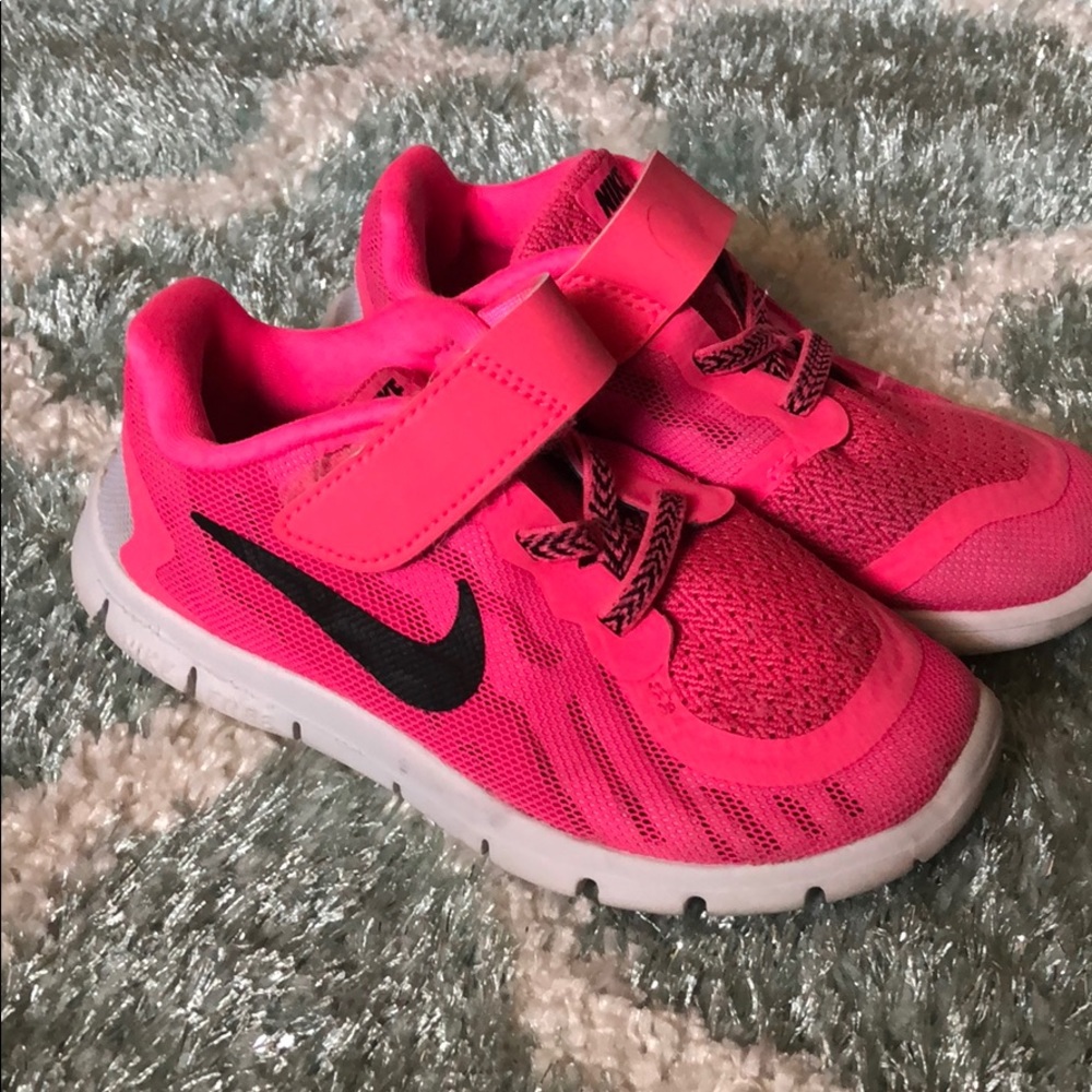 Hot pink Nike’s, size 10c